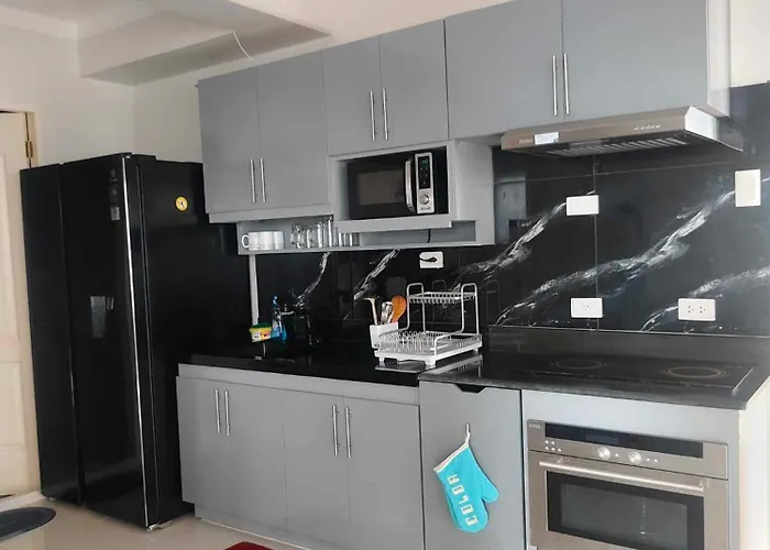 Cheneth Cove Royal 2 Bedroom Aparthotel